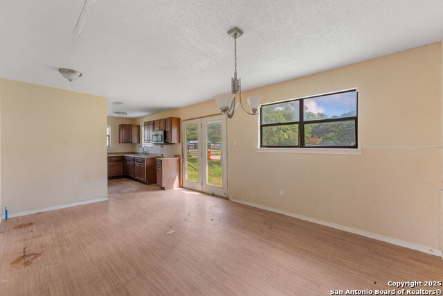 Image 9 of 21 For 5220 Linda Jo