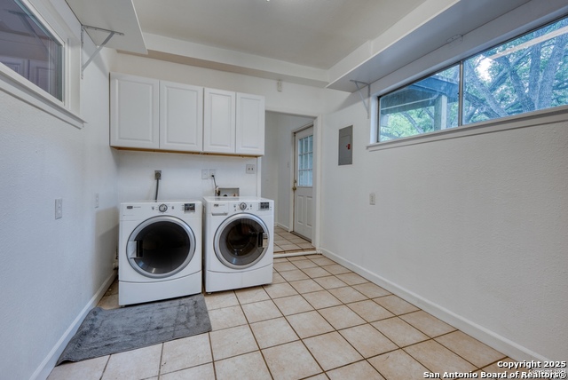 Image 9 of 11 For 434 Burnside