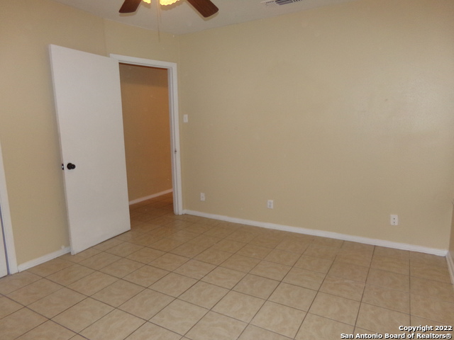 Image 8 of 17 For 5817 Deer Horn