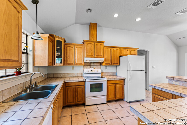 Image 10 of 49 For 12905 Pittman
