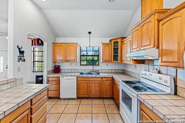 Image 11 of 49 For 12905 Pittman