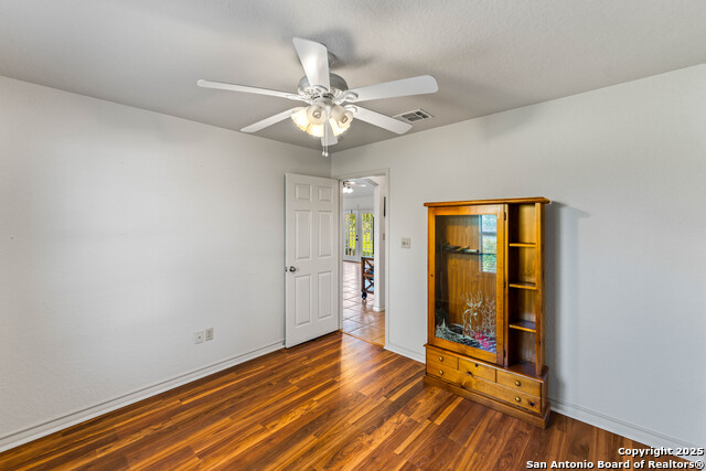Image 15 of 49 For 12905 Pittman
