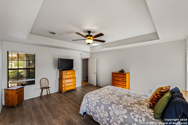 Image 18 of 49 For 12905 Pittman