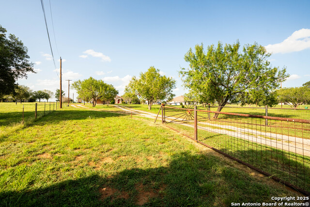 Image 31 of 49 For 12905 Pittman
