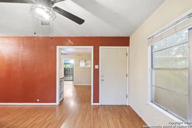 Image 8 of 29 For 521 4th  