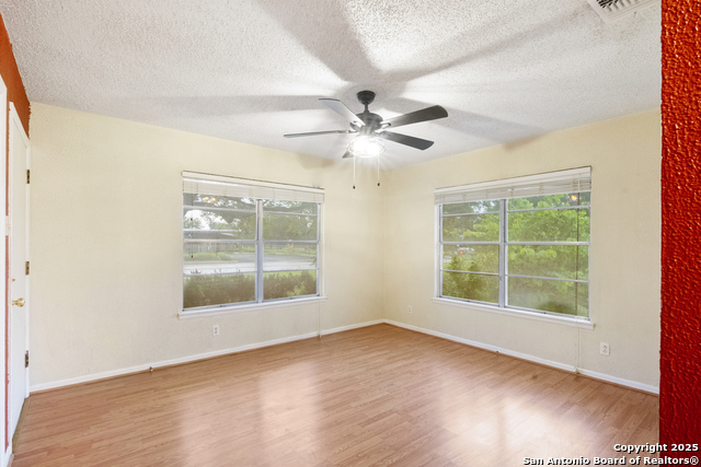 Image 9 of 29 For 521 4th  