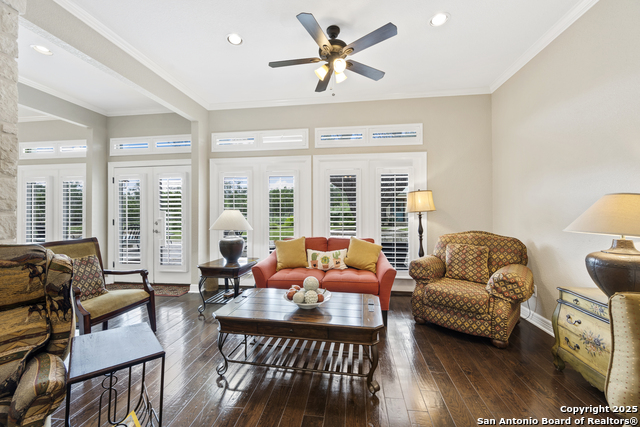 Image 15 of 65 For 111 Oak Pointe