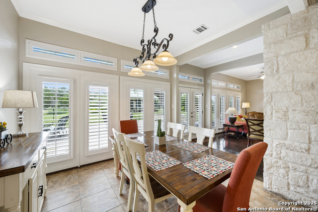 Image 21 of 65 For 111 Oak Pointe