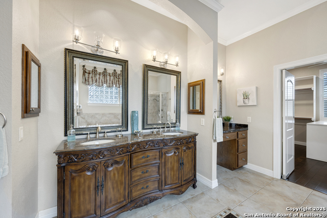 Image 26 of 65 For 111 Oak Pointe