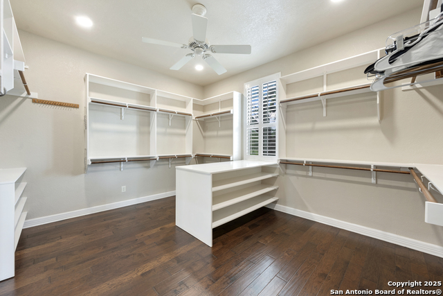 Image 28 of 65 For 111 Oak Pointe