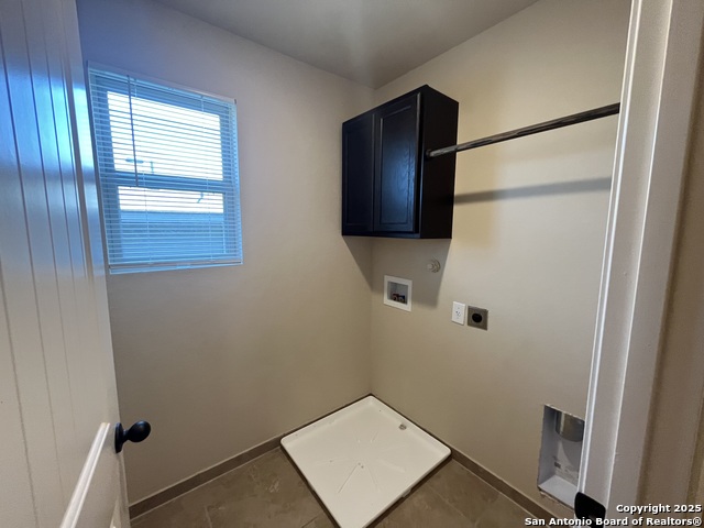 Image 13 of 26 For 6407 Marcel Way  104