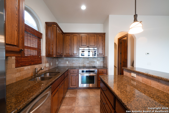 Image 12 of 39 For 17545 E Reed Parks Rd 2