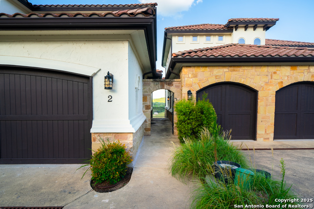 Image 3 of 39 For 17545 E Reed Parks Rd 2