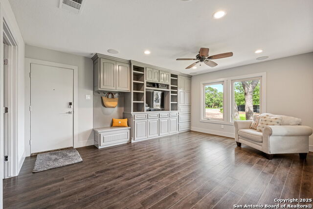 Image 10 of 39 For 104 Arrowhead Lane