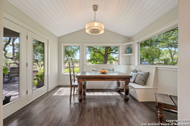 Image 16 of 39 For 104 Arrowhead Lane