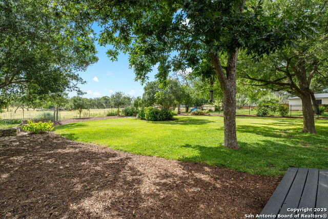 Image 30 of 39 For 104 Arrowhead Lane