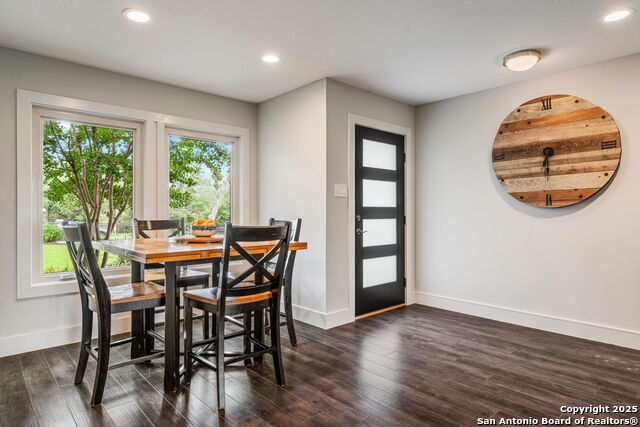 Image 5 of 39 For 104 Arrowhead Lane