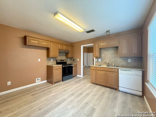 Image 5 of 17 For 6502 Ithaca  