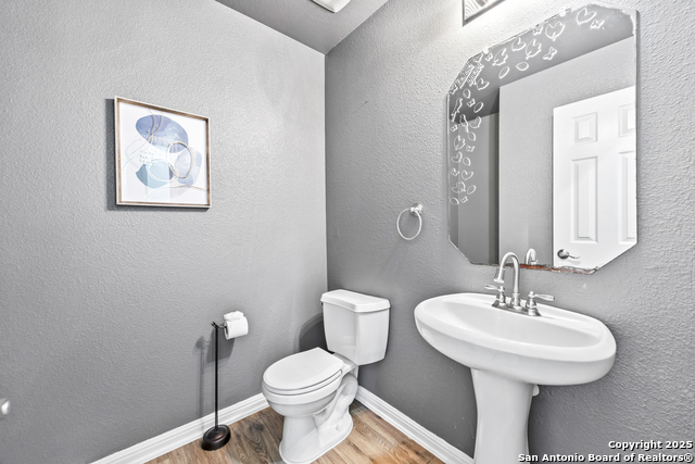 Image 29 of 42 For 16023 Dominic Pl