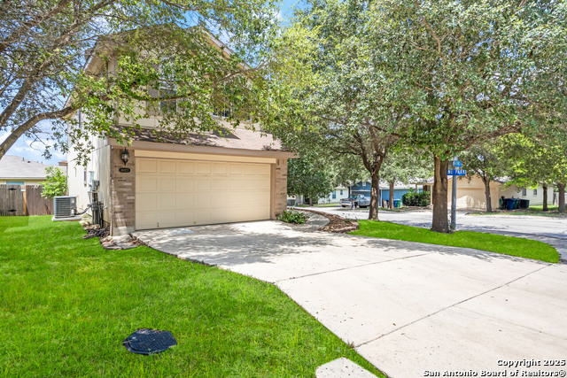 Image 36 of 42 For 16023 Dominic Pl