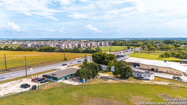Listing photo id 4 for 12571 Somerset