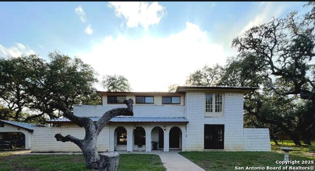 Details for 107 Cynthia Dr, Pleasanton, TX 78064