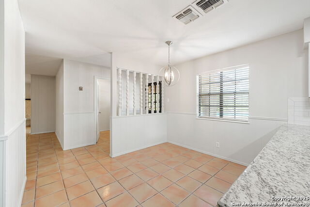 Image 13 of 58 For 107 Cynthia Dr