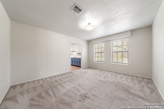 Image 17 of 58 For 107 Cynthia Dr