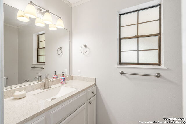 Image 19 of 58 For 107 Cynthia Dr