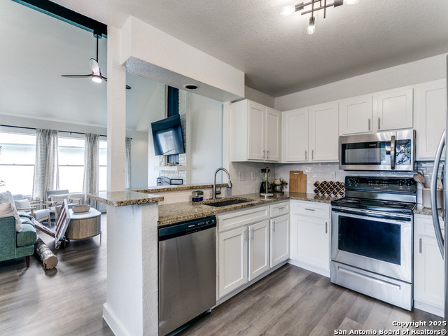 Image 10 of 25 For 7338 Lansbury