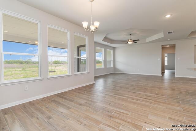 Listing photo id 5 for 21112 Prairie Rose