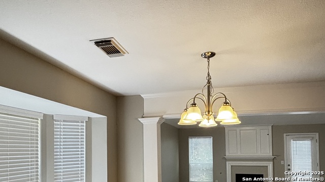 Image 10 of 23 For 10462 Trailway Oak