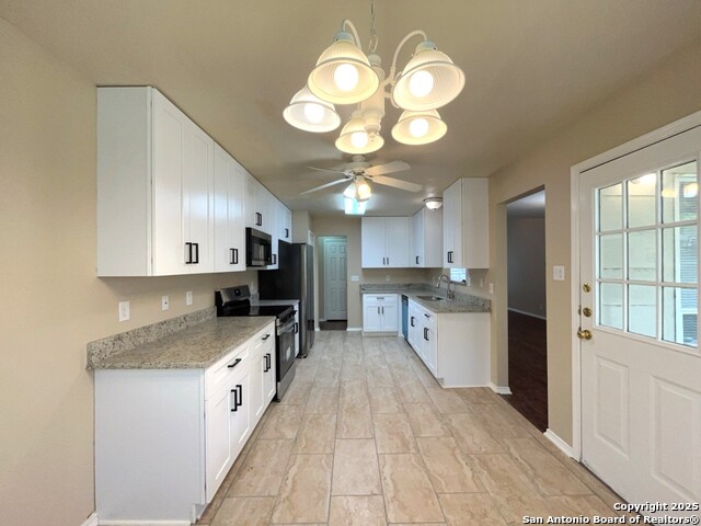Listing photo id 13 for 2608 Poplar Grove