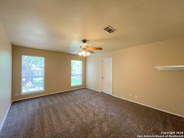 Listing photo id 16 for 2608 Poplar Grove