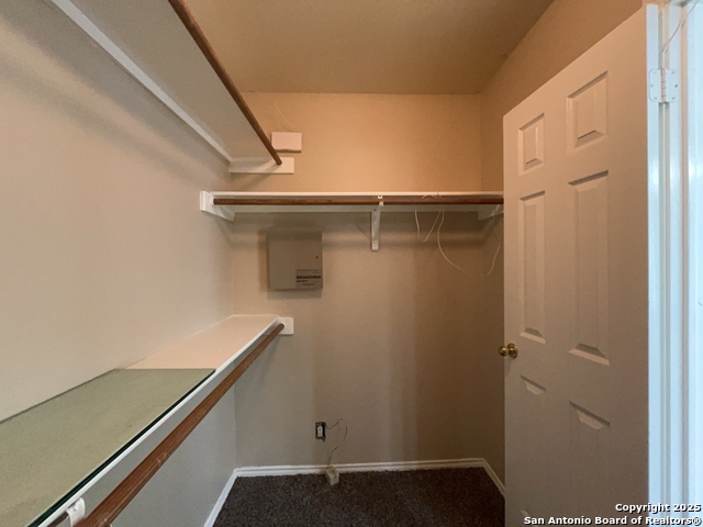 Listing photo id 21 for 2608 Poplar Grove