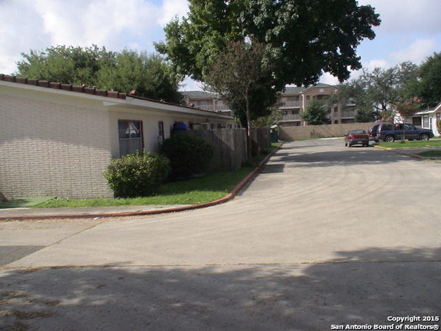 Details for 7923 Donore Pl  12, San Antonio, TX 78229