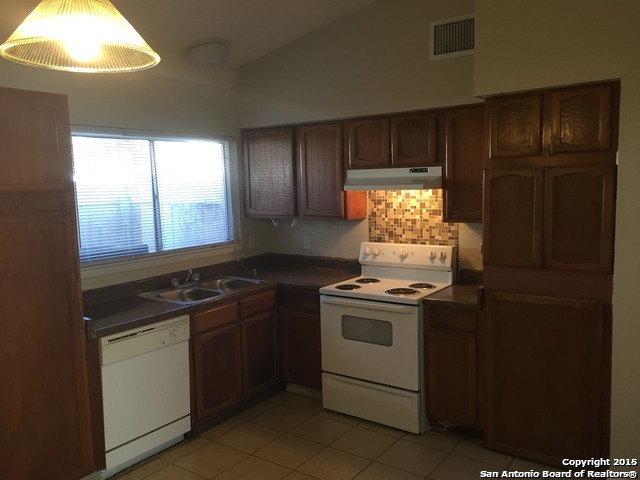 Image 2 of 9 For 7923 Donore Pl  12