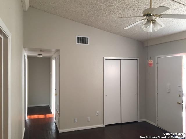Image 3 of 9 For 7923 Donore Pl  12