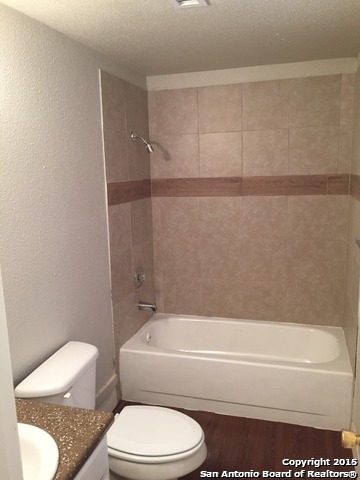 Image 7 of 9 For 7923 Donore Pl  12