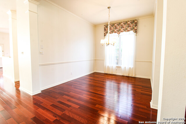 Image 9 of 50 For 121 Antler Circle