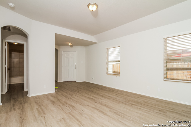 Image 7 of 16 For 10362 Clearwater Way