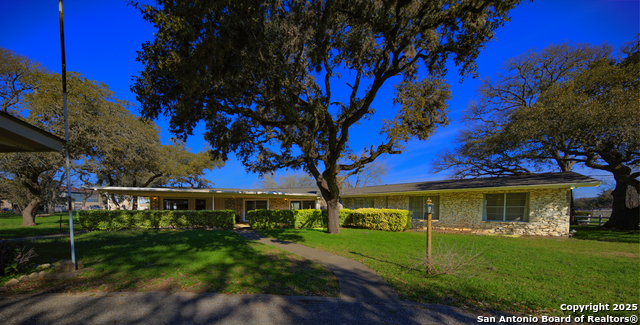 Image 2 of 57 For 25325 Boerne Stage