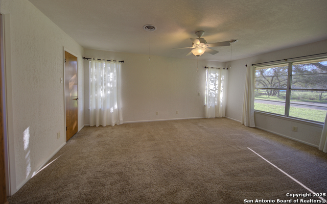 Image 29 of 57 For 25325 Boerne Stage