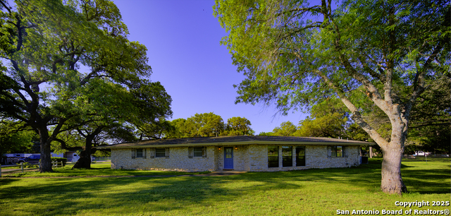 Image 39 of 57 For 25325 Boerne Stage