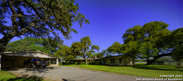 Image 40 of 57 For 25325 Boerne Stage