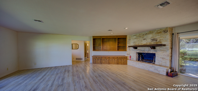 Image 8 of 57 For 25325 Boerne Stage