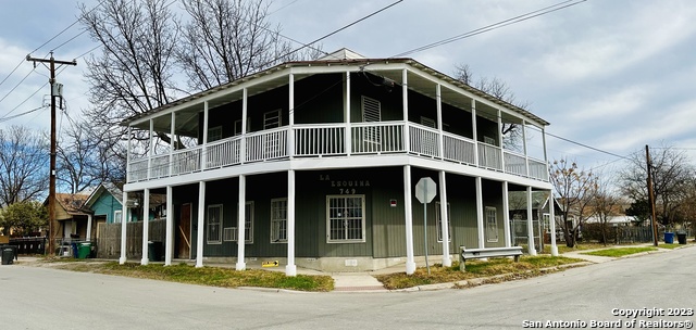 Image 7 of 8 For 749 Leal St  2