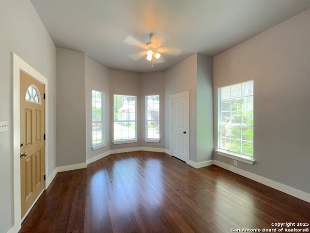 Image 11 of 21 For 222 Cadwallader St  1