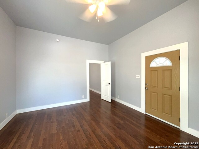 Image 13 of 21 For 222 Cadwallader St  1