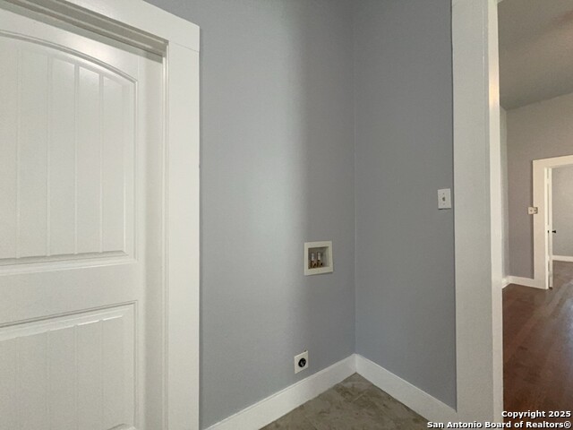 Image 16 of 21 For 222 Cadwallader St  1
